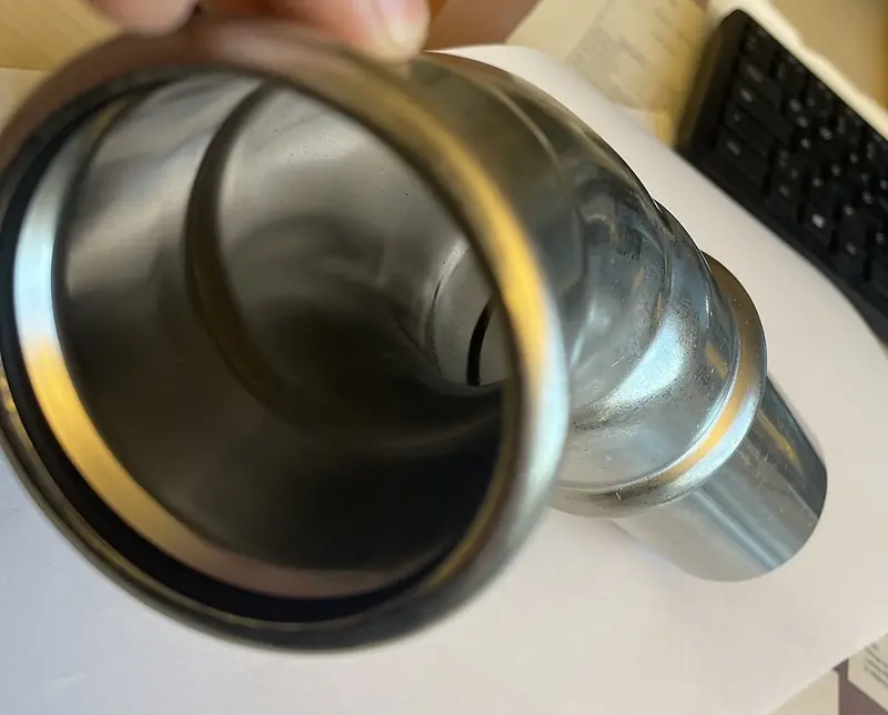 Cotovelo de aço inoxidável para sistema de prensar